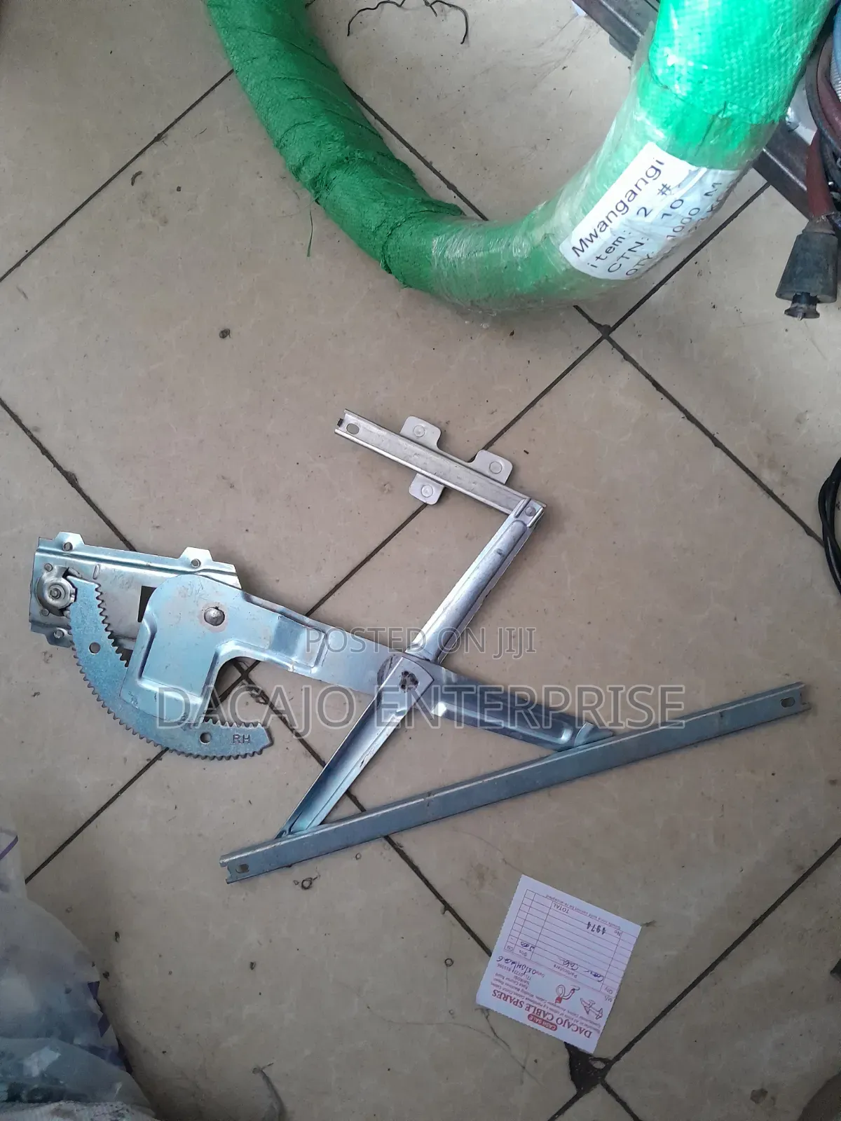 Quality New Isuzu Tougher Manual Window Regulator