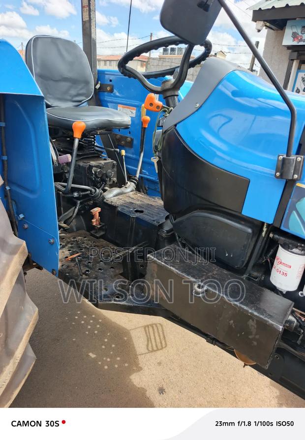 Tractor Newholland Tt75 - thumbnail 4