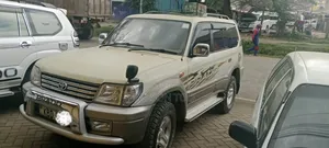 Toyota Land Cruiser Prado 1999 Gray