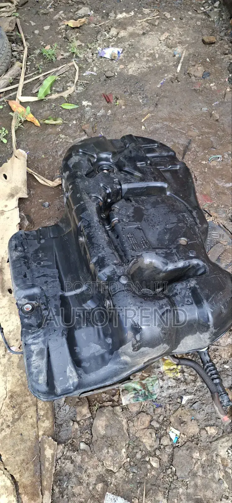 Toyota Harrier 240 Fuel Tank