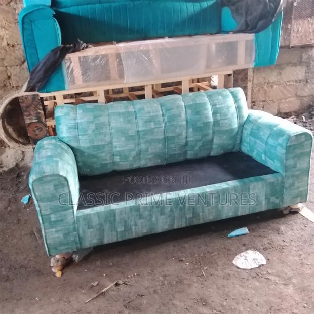 Three Sitter Sofa Set - thumbnail 4