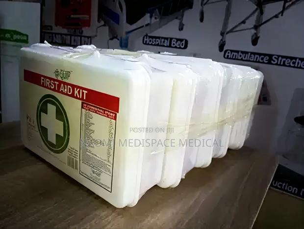 Equipped First Aid Kit With 25 Items - main view
