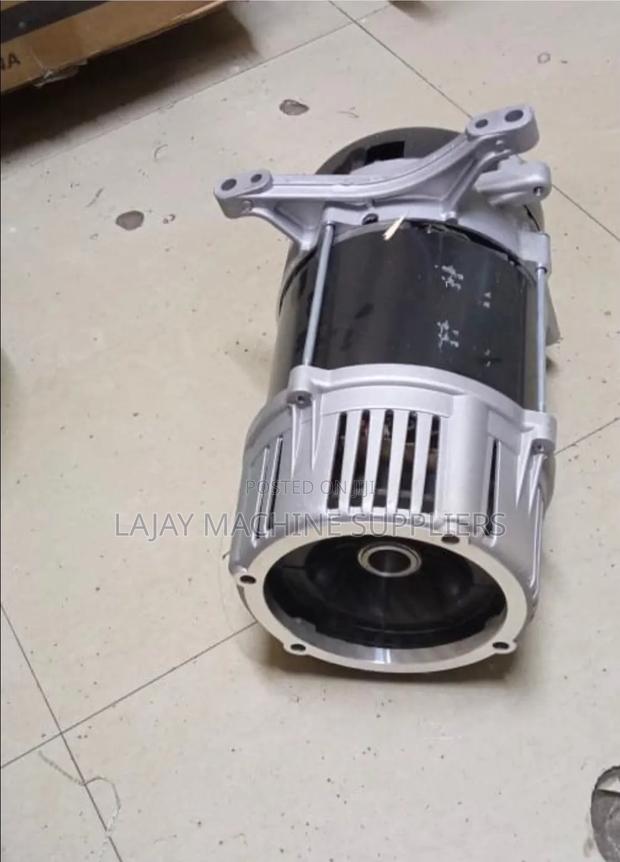 7.5 Kva Alternator (With Avr and Covers)