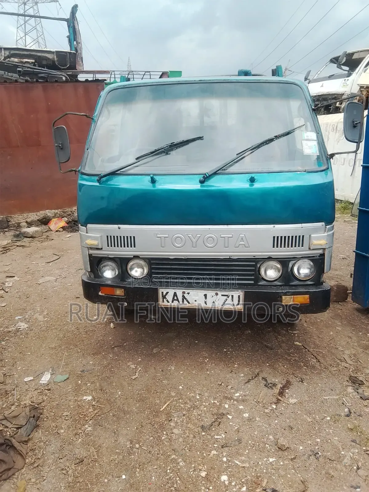 Toyota Dyna 1997 Blue