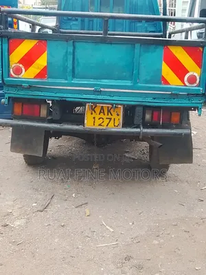 Toyota Dyna 1997 Blue