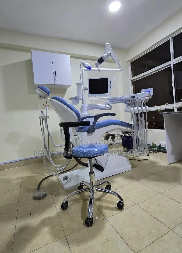 Modern High End Dental Chair With Compressor and Teeth Whitening