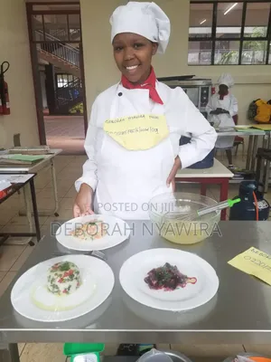 Chef / Waitress or Personal Chef