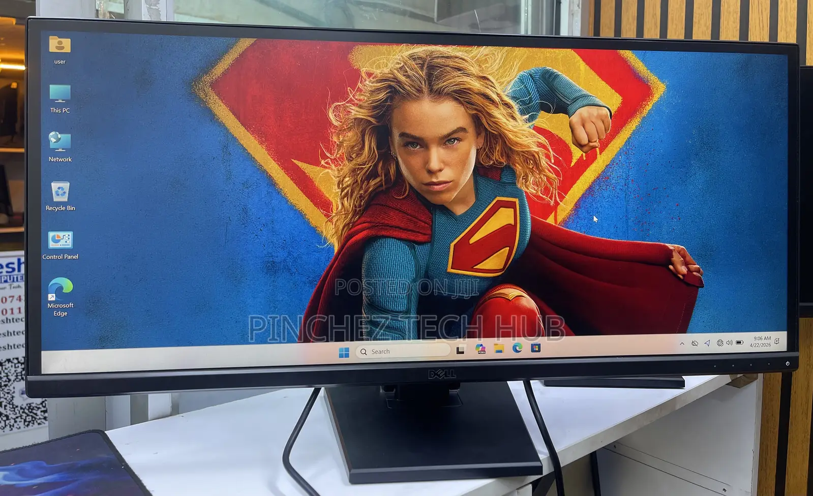Dell 29 Inch Resolution Display Port, Hdmi , Dvi , Vga ,Usb Ports