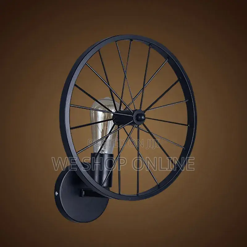 Wheel Wall Lamp