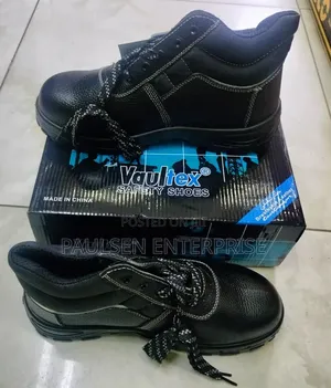 Steel Toe Vaultex Safety Boot