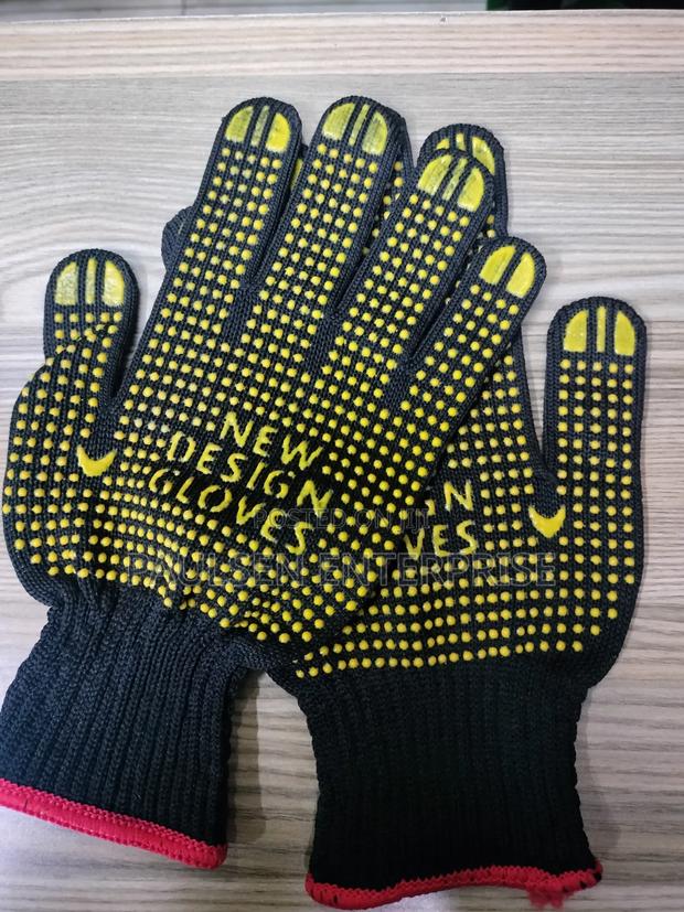 Dotted Grip Gloves - thumbnail 2