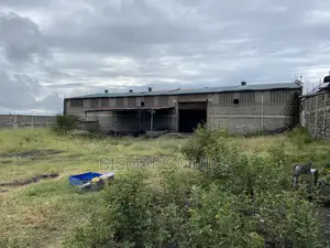Athiriver 7,200sqft Godown on 1acre for Lease