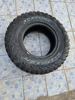 265 /75 R16 Fortune Tyres (Mud Terrrain)