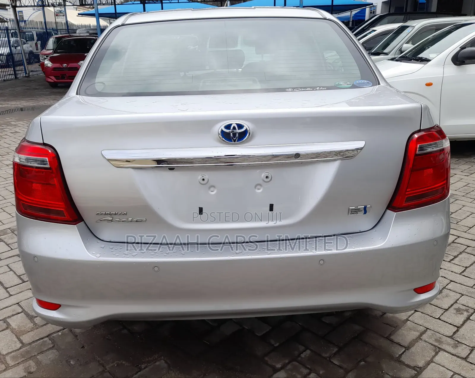 Toyota Axio 1.5 Hybrid 2WD 2018 Silver