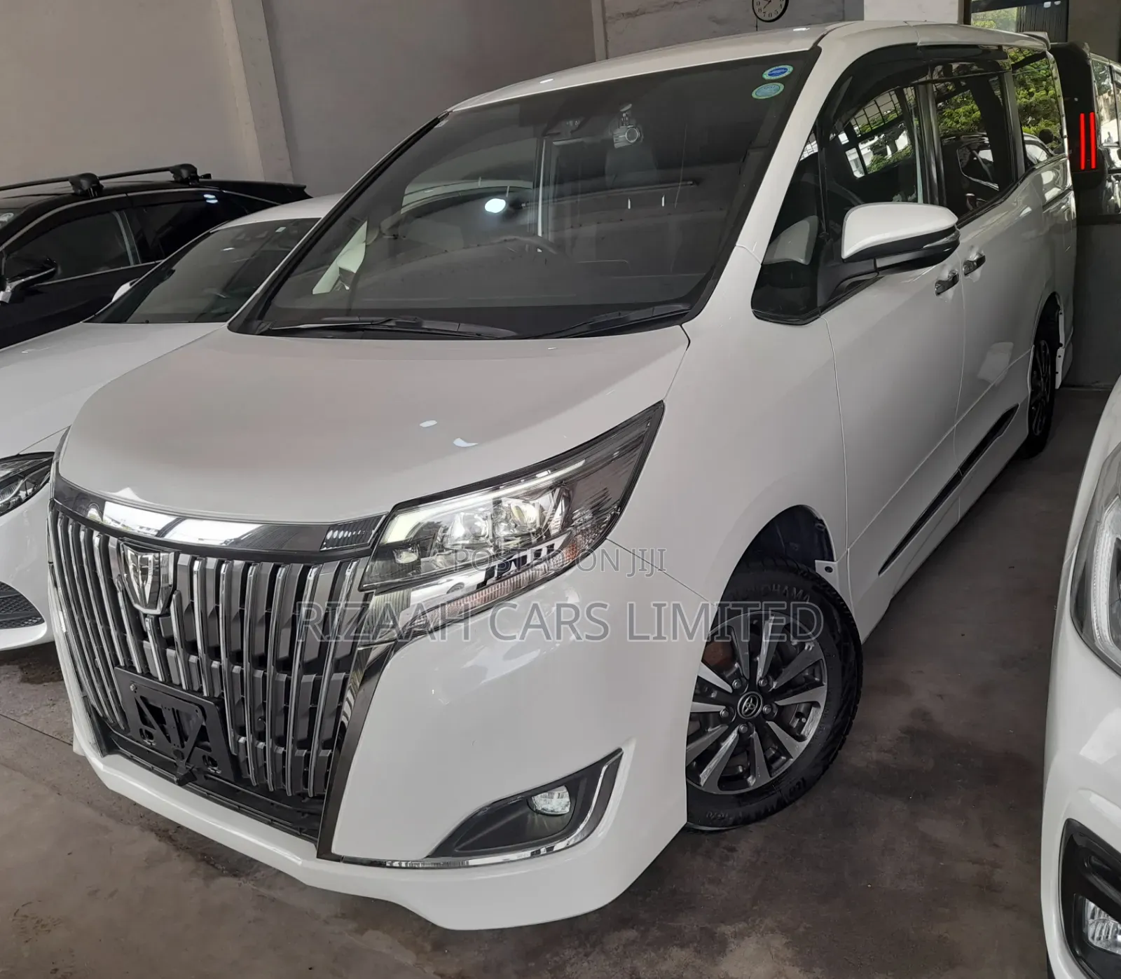 Toyota Esquire 2.0 AWD (7 seater) 2019