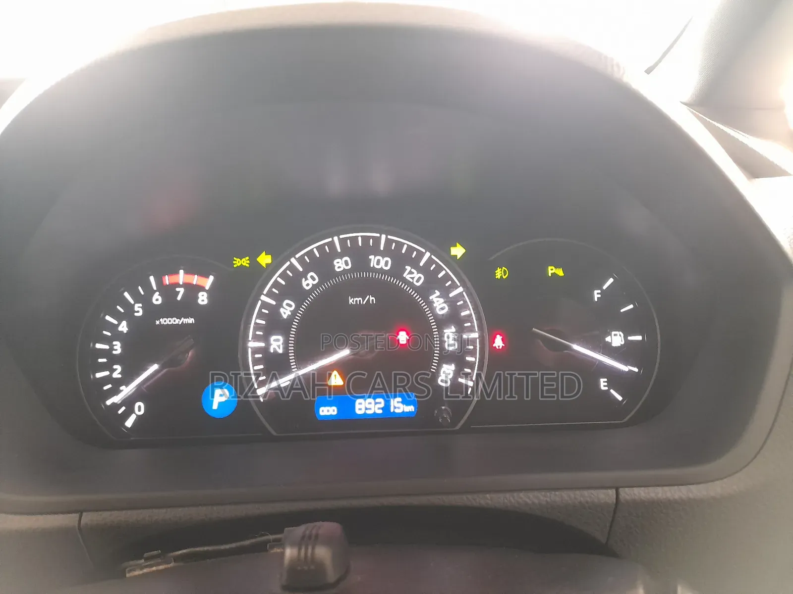 Toyota Esquire 2.0 AWD (7 seater) 2019