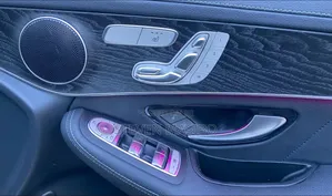 Mercedes-Benz GLC-Class 2019 Black