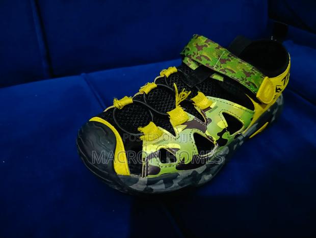 Mtumba Shoe - thumbnail 3