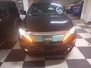 Toyota Harrier 2.0 2018