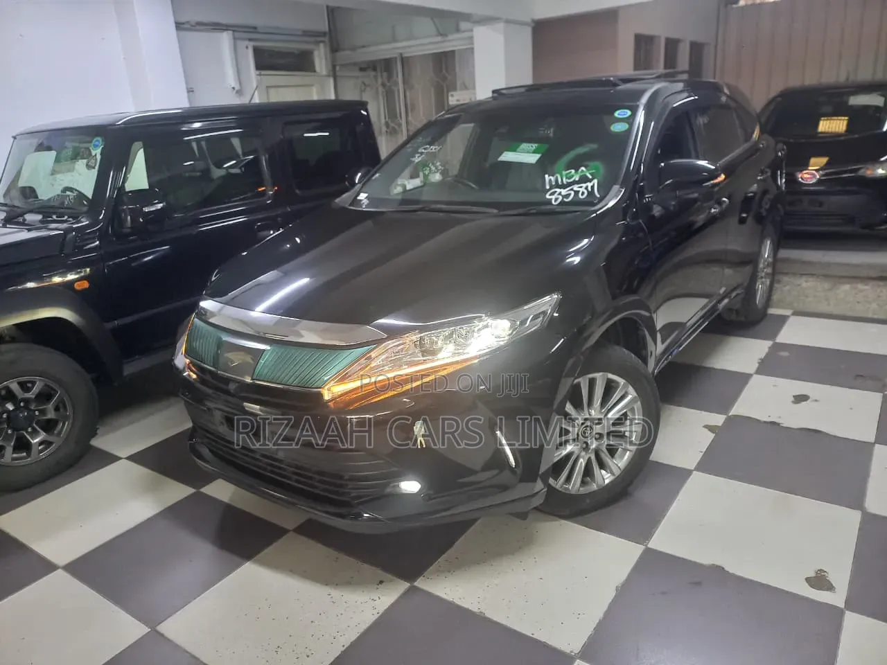 Toyota Harrier 2.0 2018
