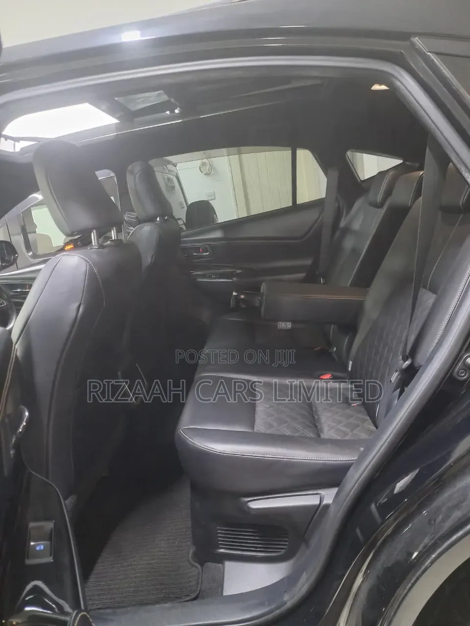 Toyota Harrier 2.0 2018