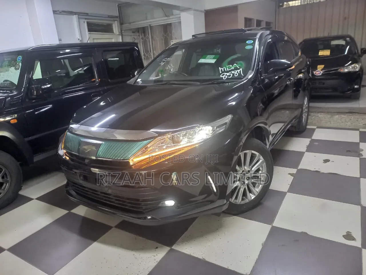 Toyota Harrier 2.0 2018