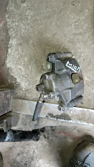 Daihatsu Mira 2013 Break Caliper