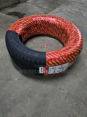 225/55 R18 Roadx