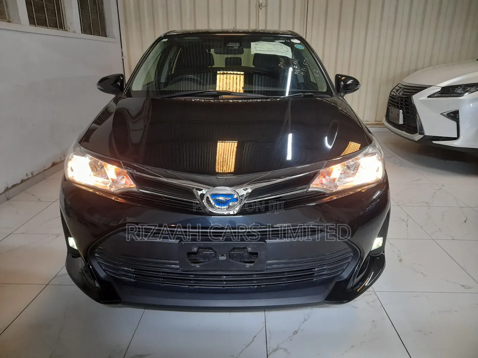 Toyota Corolla Fielder 2018