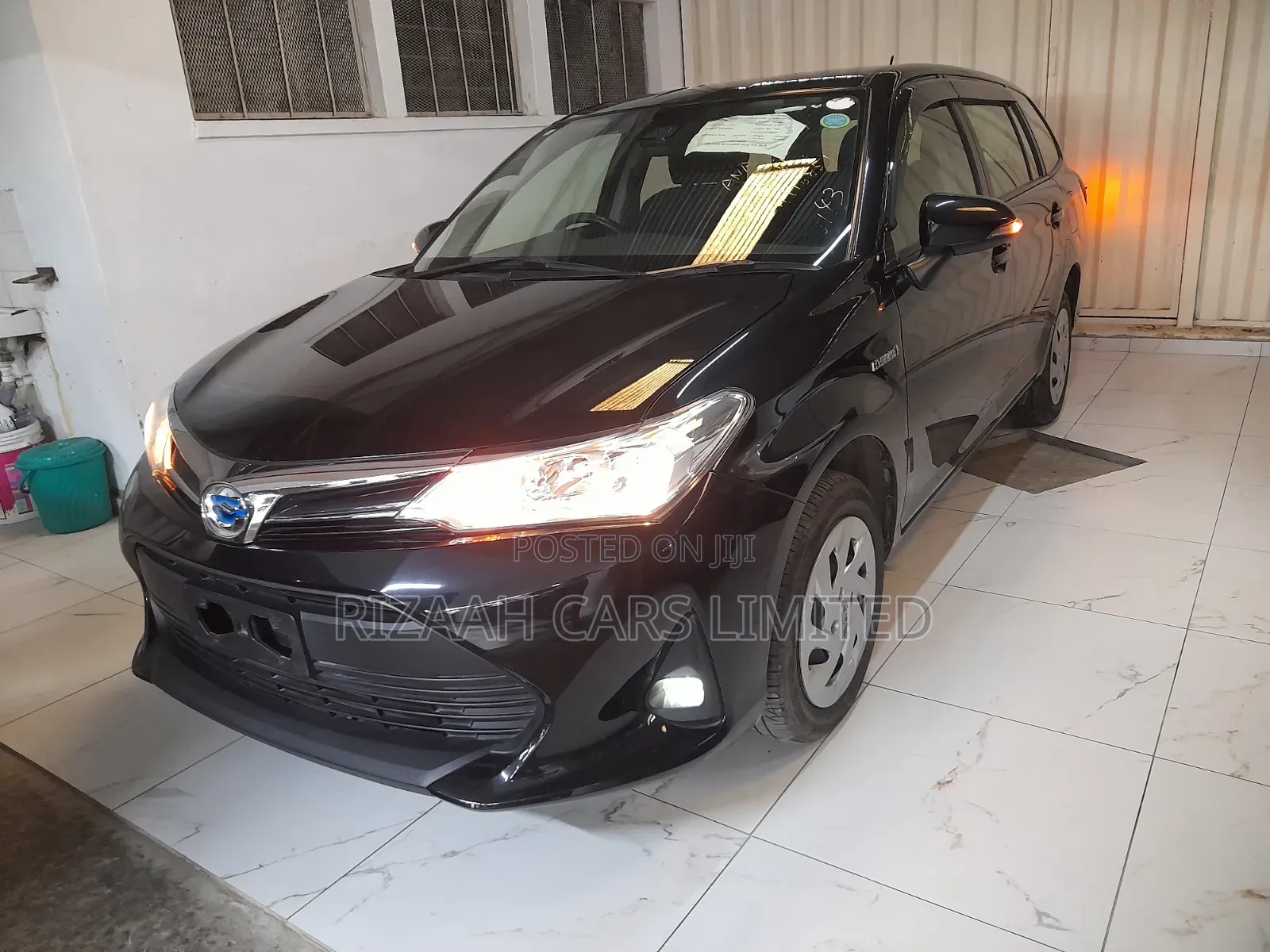 Toyota Corolla Fielder 2018