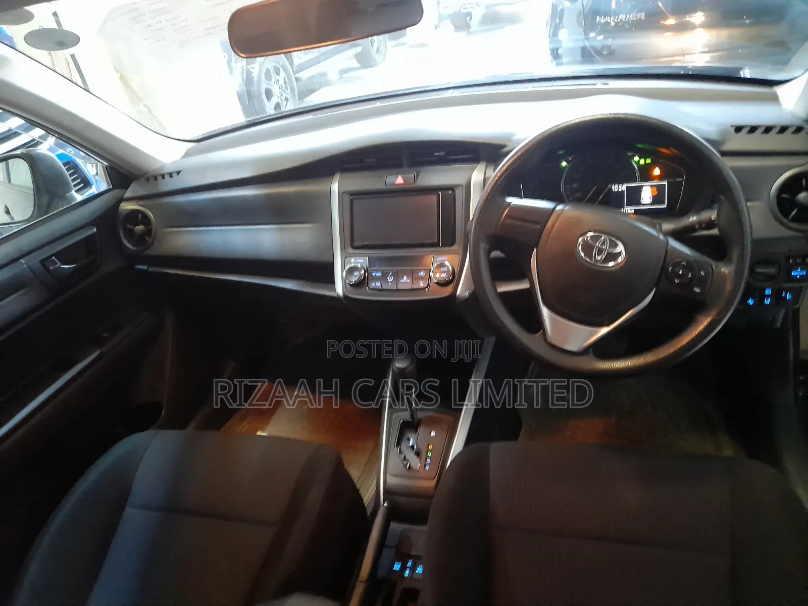 Toyota Corolla Fielder 2018