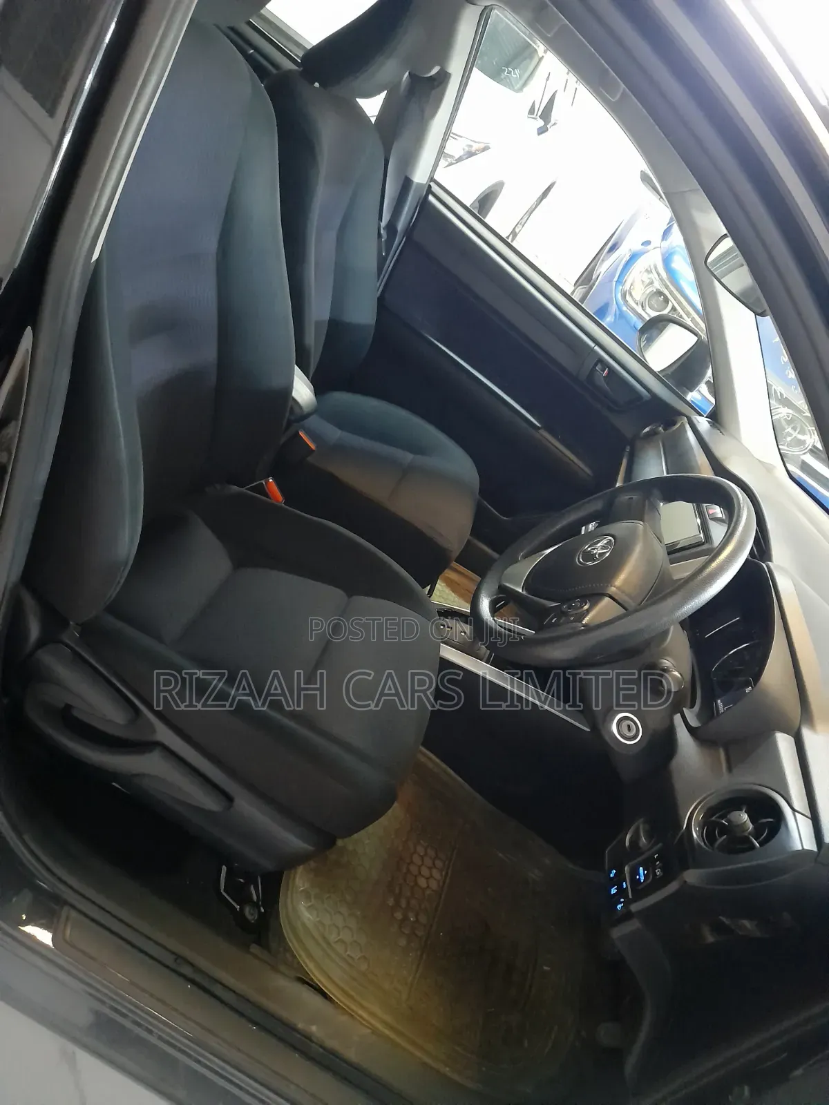 Toyota Corolla Fielder 2018