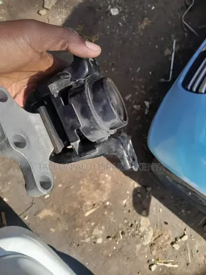 Wagon R 2012-2014 Engine Mountain