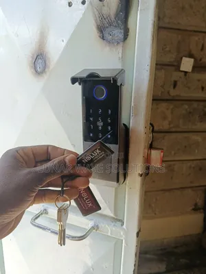 Automatic Waterproof Gatelocks