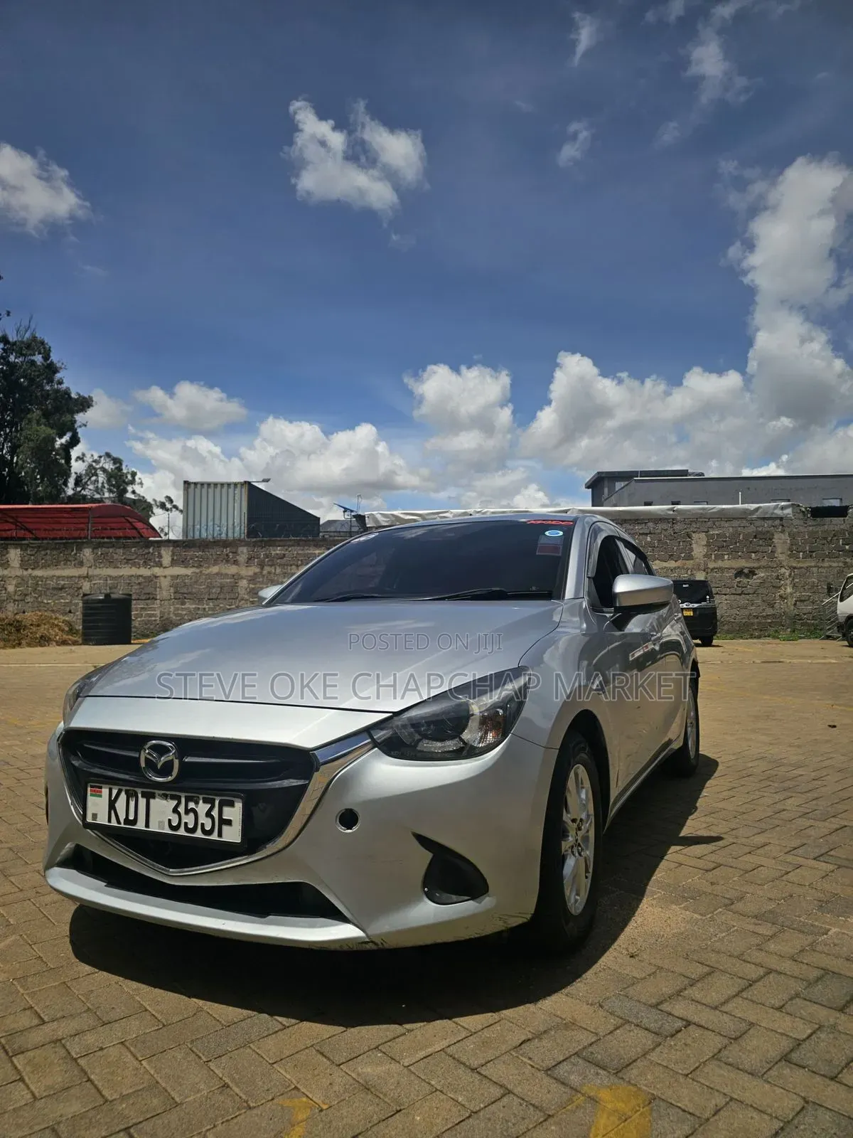 Mazda Demio 2017 Silver