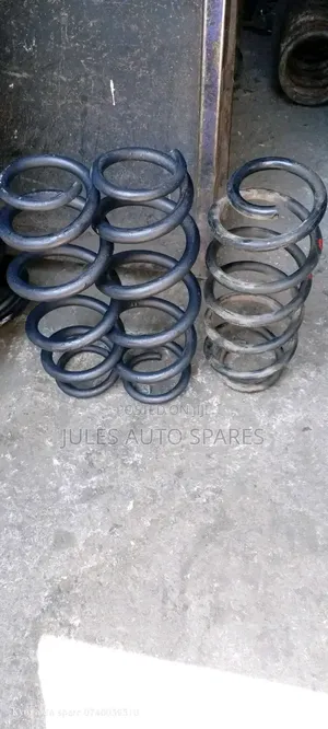 Heavy-Duty Coil Springs for Uplifting