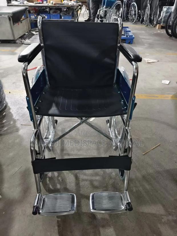 Standard Wheelchair With Footrest