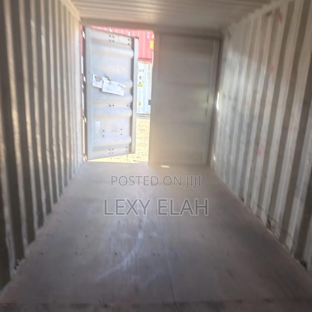 40ft Container Available - thumbnail 3