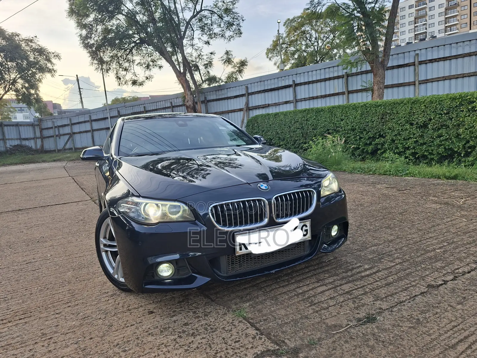 BMW 528i 2014 Blue