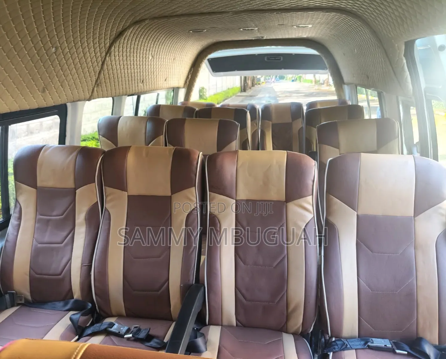 Toyota HiAce 2019 White