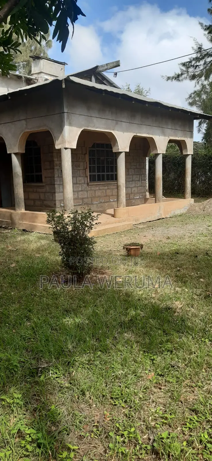 4bdrm House in Oloolua, Oluulua for sale