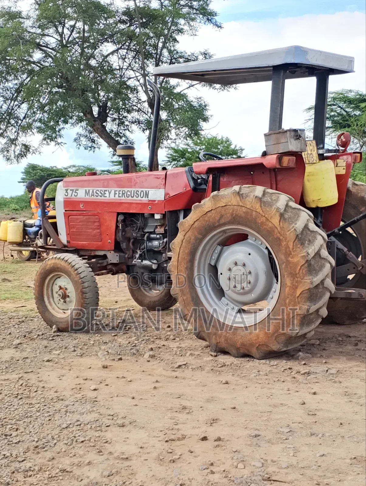 Massey Ferguson 375 2wd