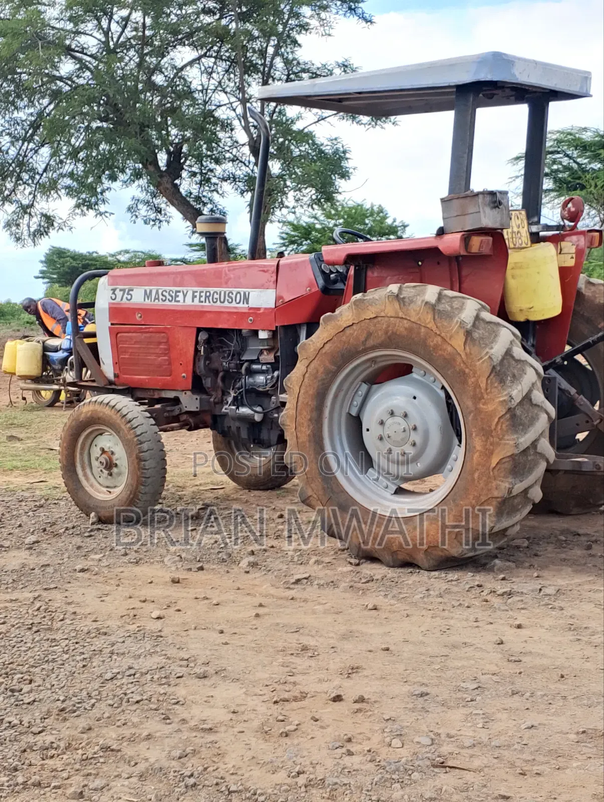 Massey Ferguson 375 2wd