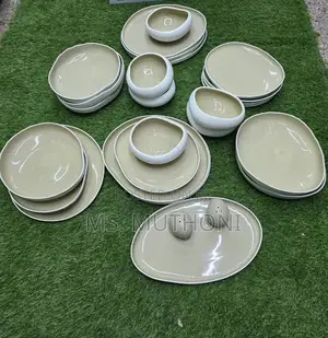 39 PCS Stylish Two Tone Dinner Set