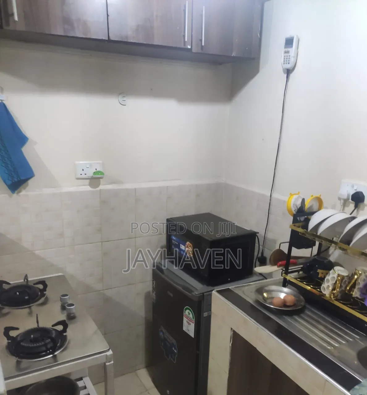 Short Stay One Bedroom Airbnb in Donholm