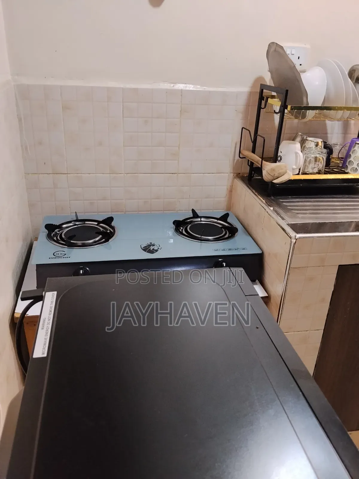 Short Stay One Bedroom Airbnb in Donholm