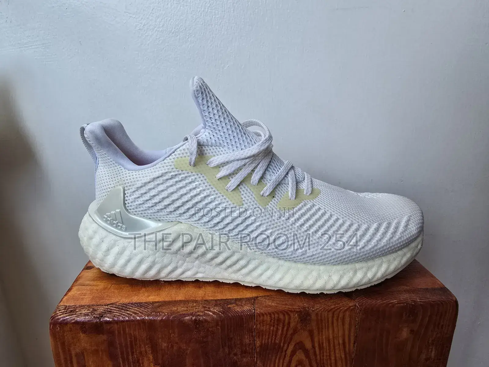 Adidas Alphaboost