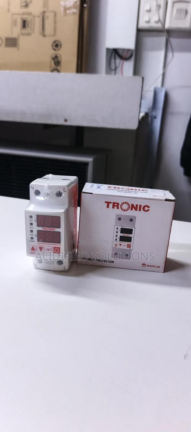 Voltage Protector With Display - thumbnail 2
