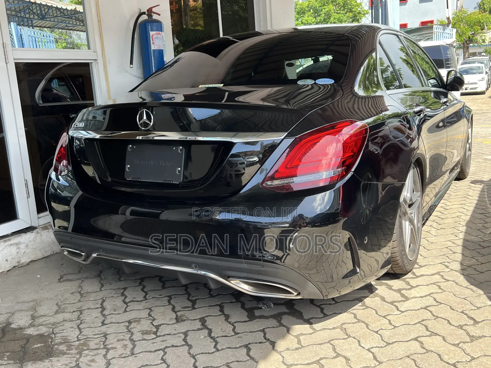 Mercedes-Benz C200 2019 Black