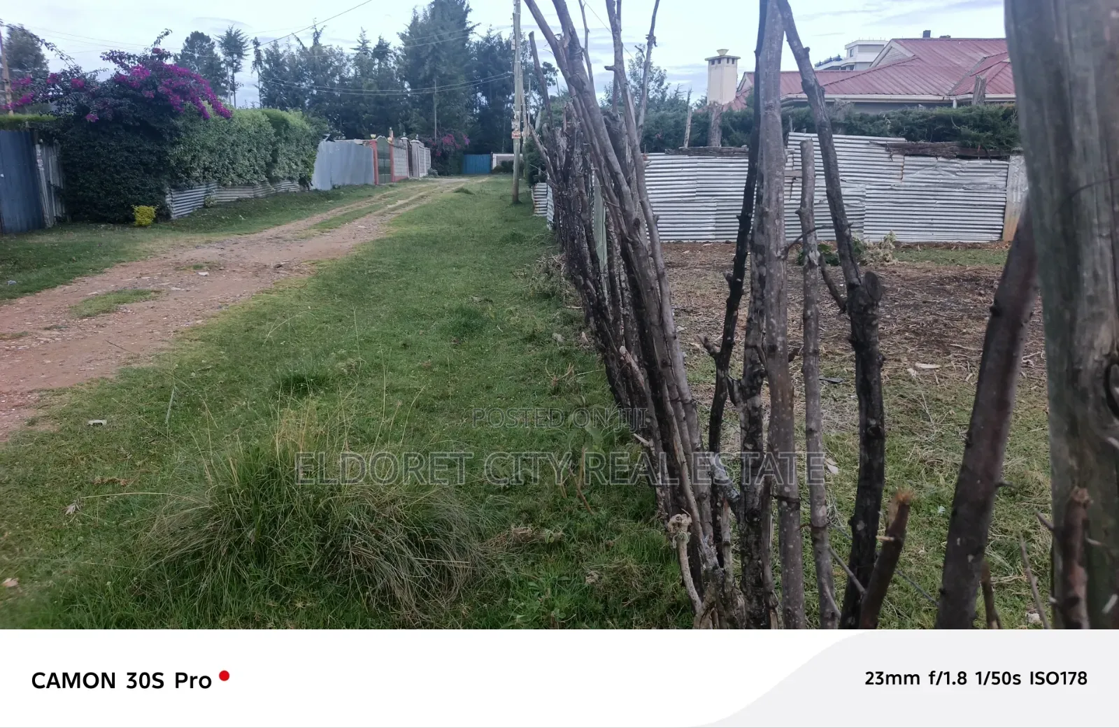1/4 Plot Annex Pazuri With Title.